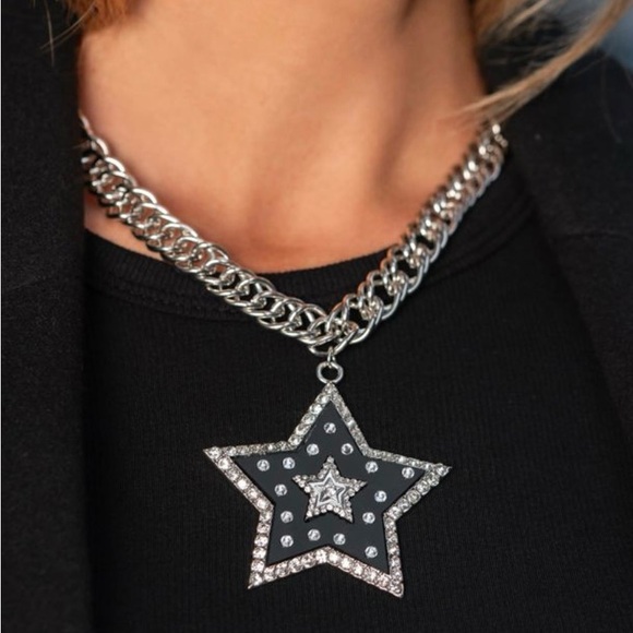 paparazzi Jewelry - Cosmic Chic - Black Necklace